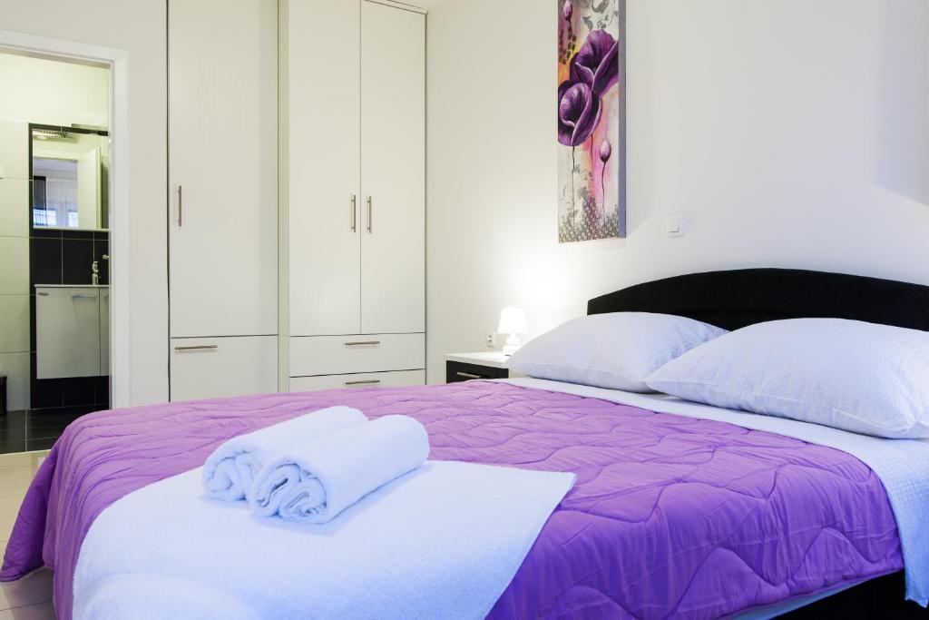 Kalelarga Apartment *